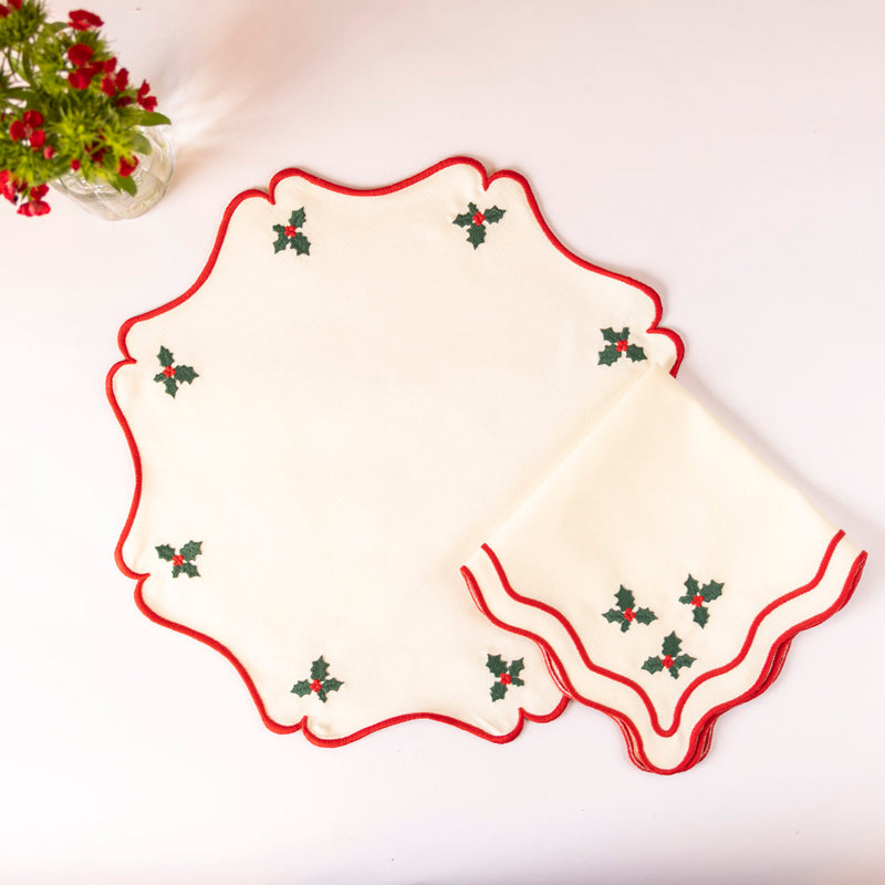 Holly Berry Placemat and Napkin Set