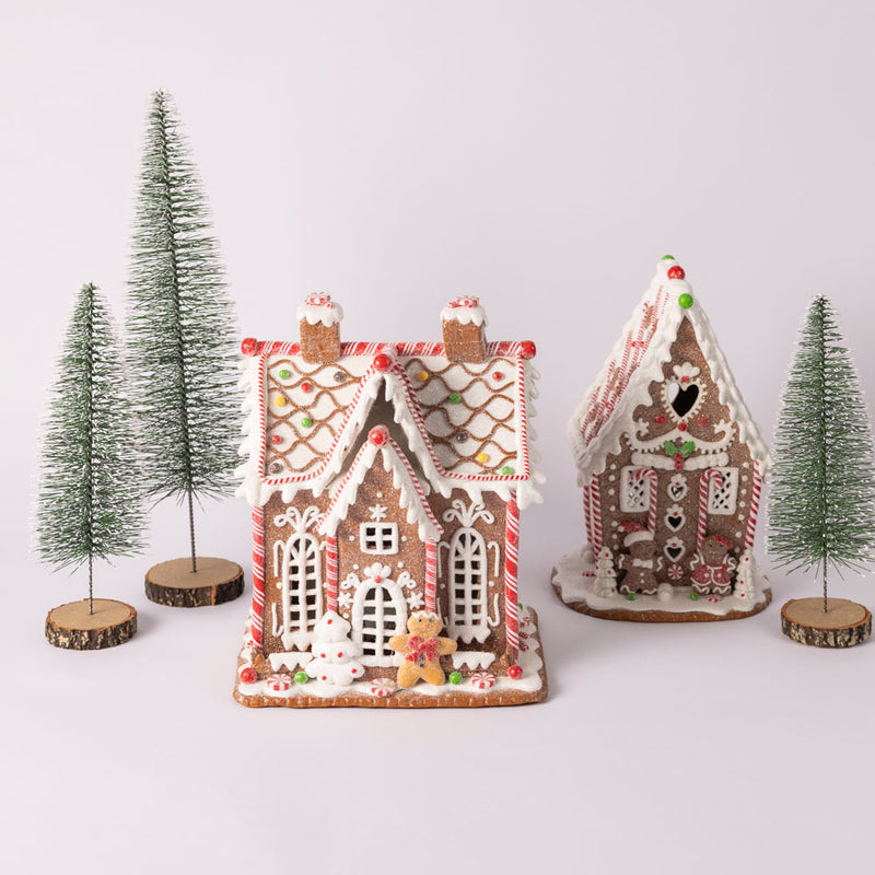 Light-up Gingerbread Cottage