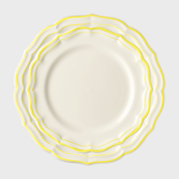 Citron Scallop Edge Dinner Plate