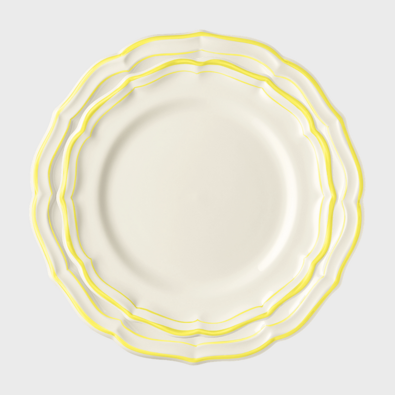 Citron Scallop Edge Dinner Plate